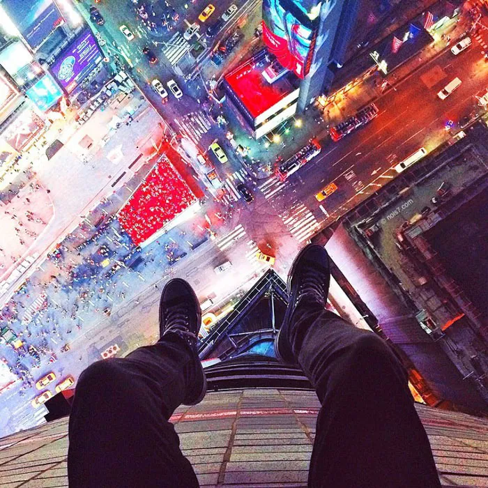 This Award-Winning Photographer Is Taking The Internet By Storm With His Surreal Photo Manipulations