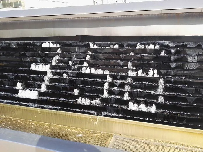 Esta Fuente En Kanazawa, Japón, Muestra El Tiempo