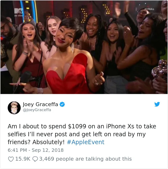 Apple Reveals Its Newest iPhone, The Internet Reacts With 62 Hilarious Memes