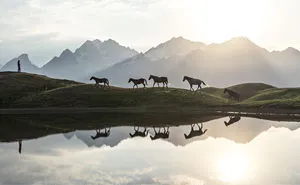 I Travel Around The World To Capture Beautiful Sights (30 Pics)