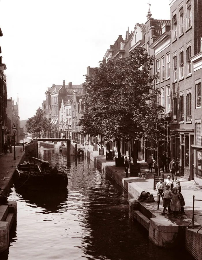 Spuiwater Canal, Rotterdam, Netherlands