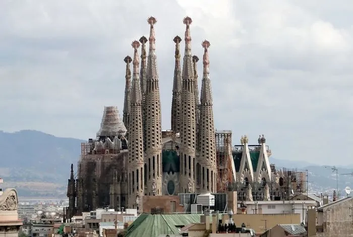 12 Absolutely Interesting Facts About Sagrada Familia