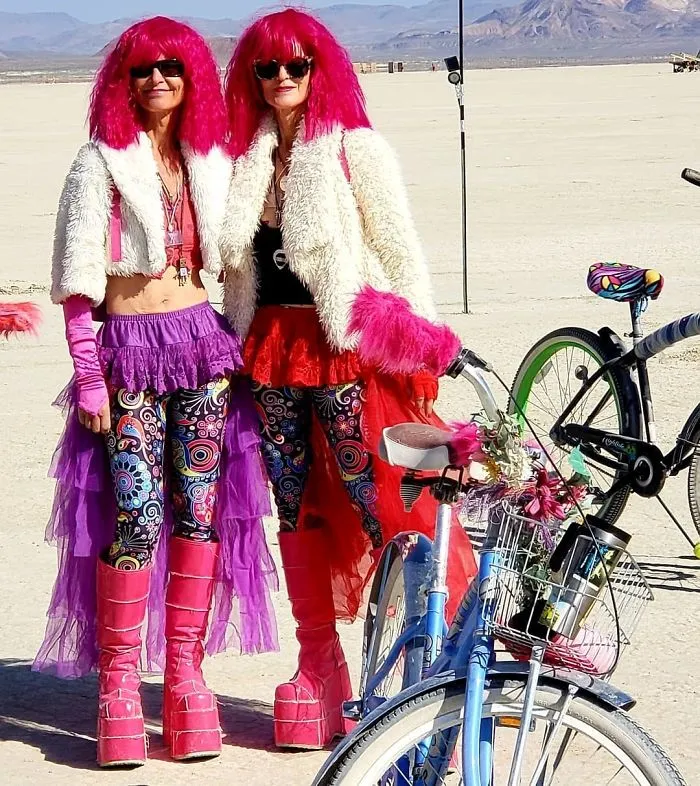 110 Epic Photos From Burning Man 2018 That Prove It’s The Craziest Festival In The World