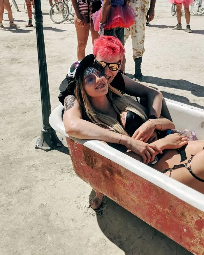 110 Epic Photos From Burning Man 2018 That Prove It’s The Craziest Festival In The World