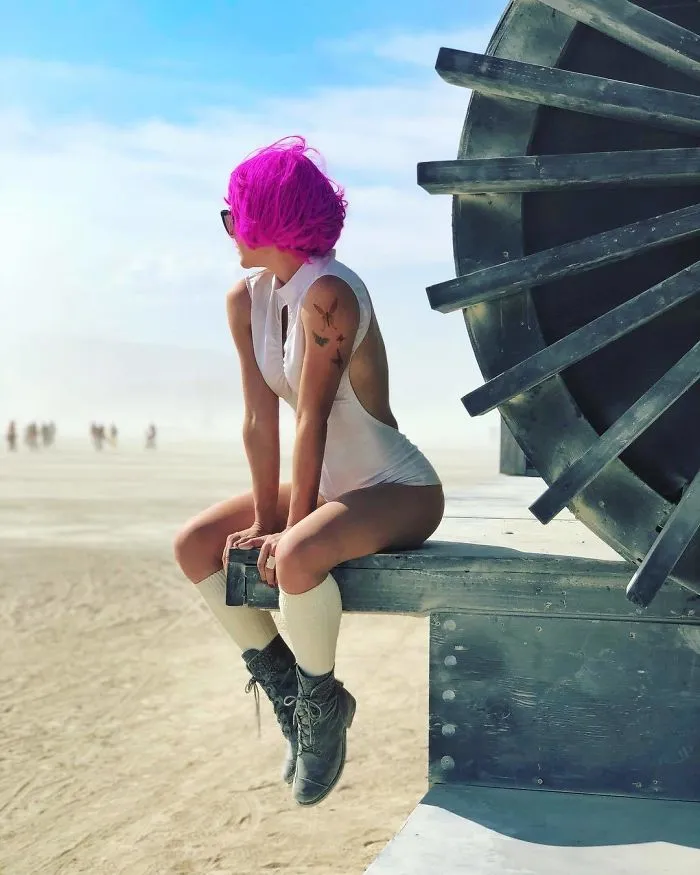 110 Epic Photos From Burning Man 2018 That Prove It’s The Craziest Festival In The World