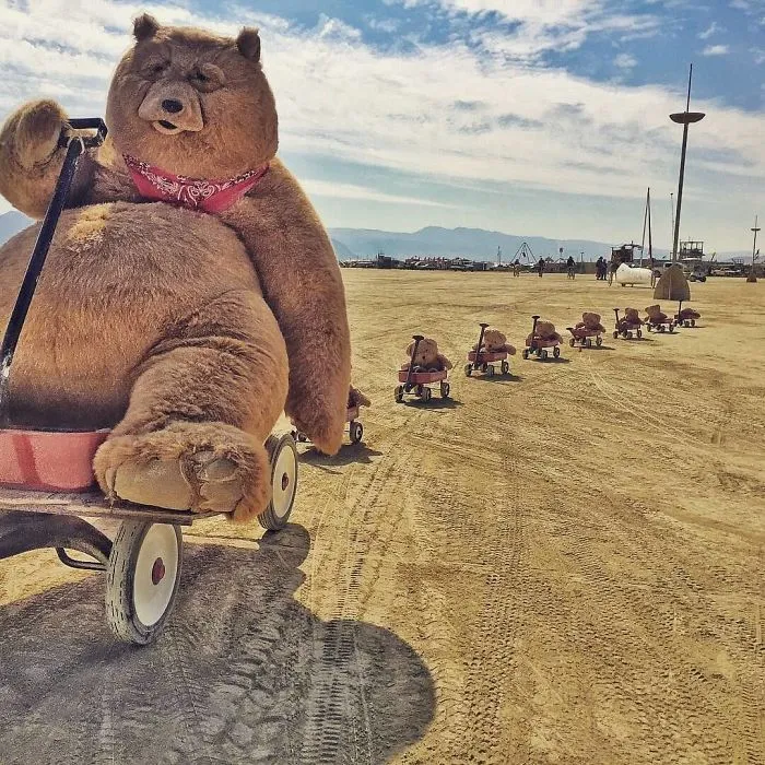 110 Epic Photos From Burning Man 2018 That Prove It’s The Craziest Festival In The World
