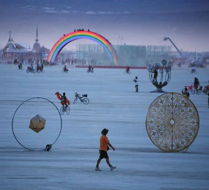 10+ Fotos increíbles que muestran la locura que se vivió en el festival Burning Man 2018