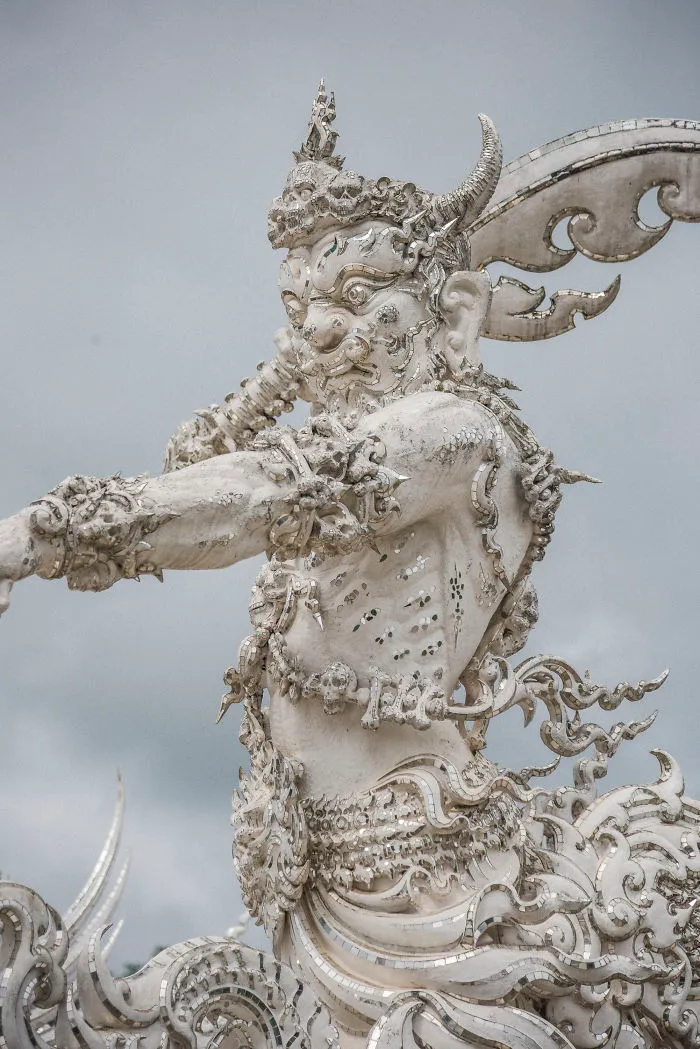 This White Temple In Thailand Is Both Heaven And Hell