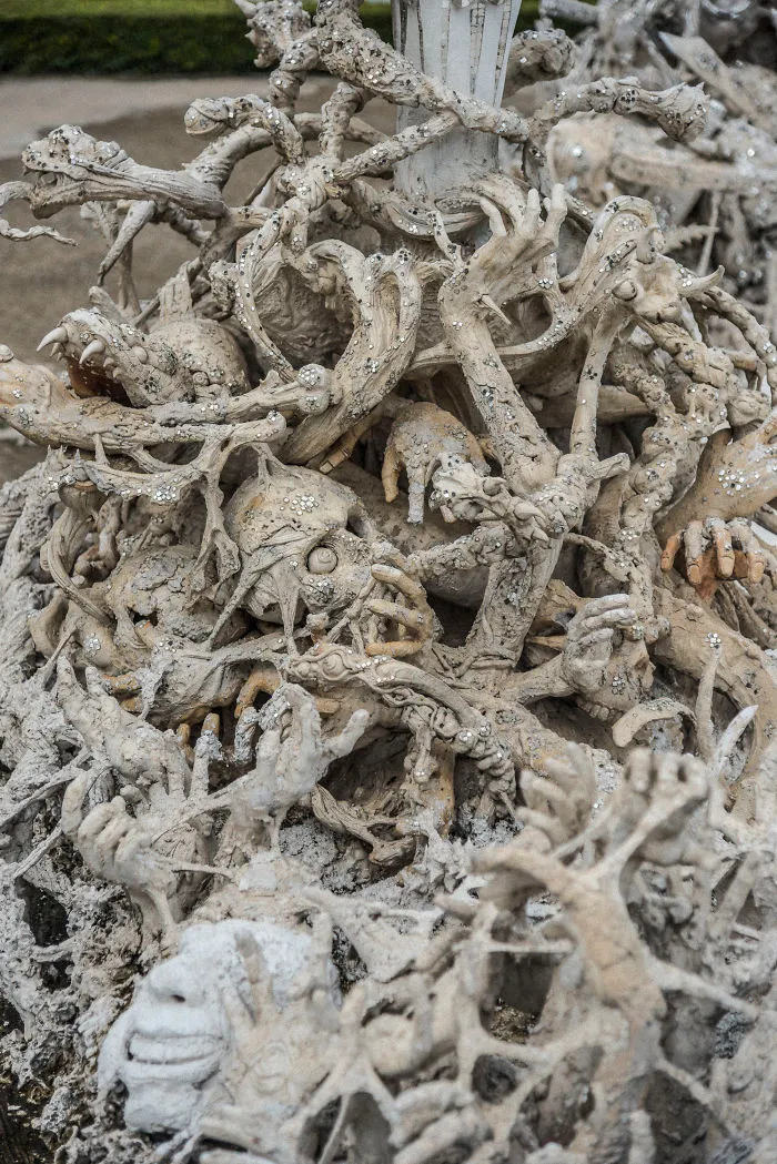 This White Temple In Thailand Is Both Heaven And Hell