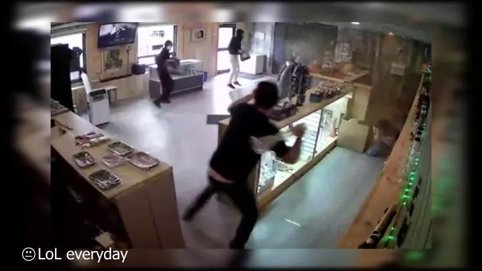 Cannabis Store Employee Fights Off Robbers With A Bong