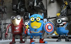 Polish Artist Creates Popular Sci-Fi Characters From Scrap Metal