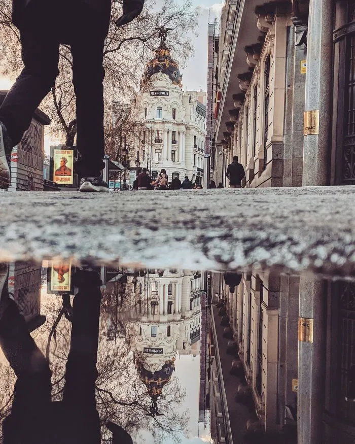 I Travel To Parallel Worlds Of Puddles With My Smartphone