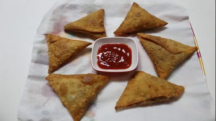 How To Make Samosa Sheets || How To Fold Samosa || Samosa Recipe ||