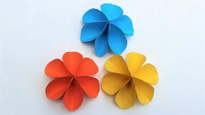 How To Make Small Paper Flowers - Diy (Origami Flowers)