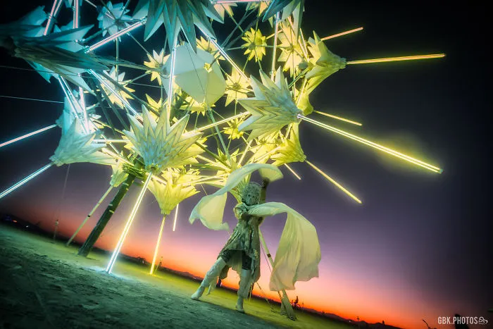 Yoshi Dancing At Radialumia By Foldhaus Collective