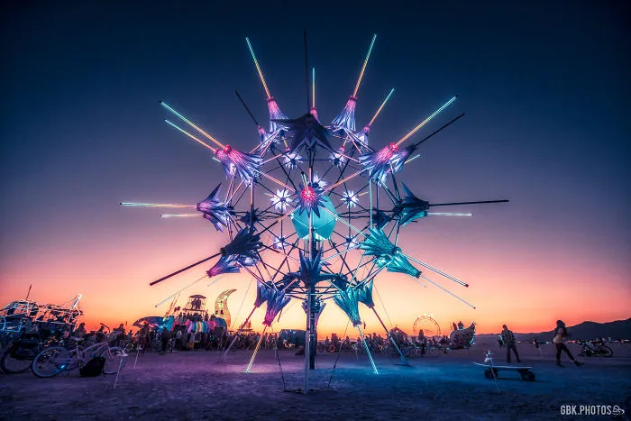 Radialumia By The Foldhaus Collective
