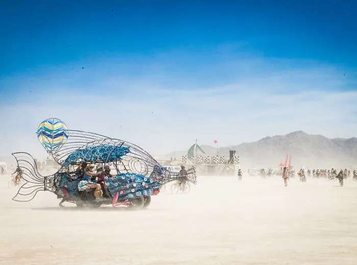 110 Epic Photos From Burning Man 2018 That Prove It’s The Craziest Festival In The World
