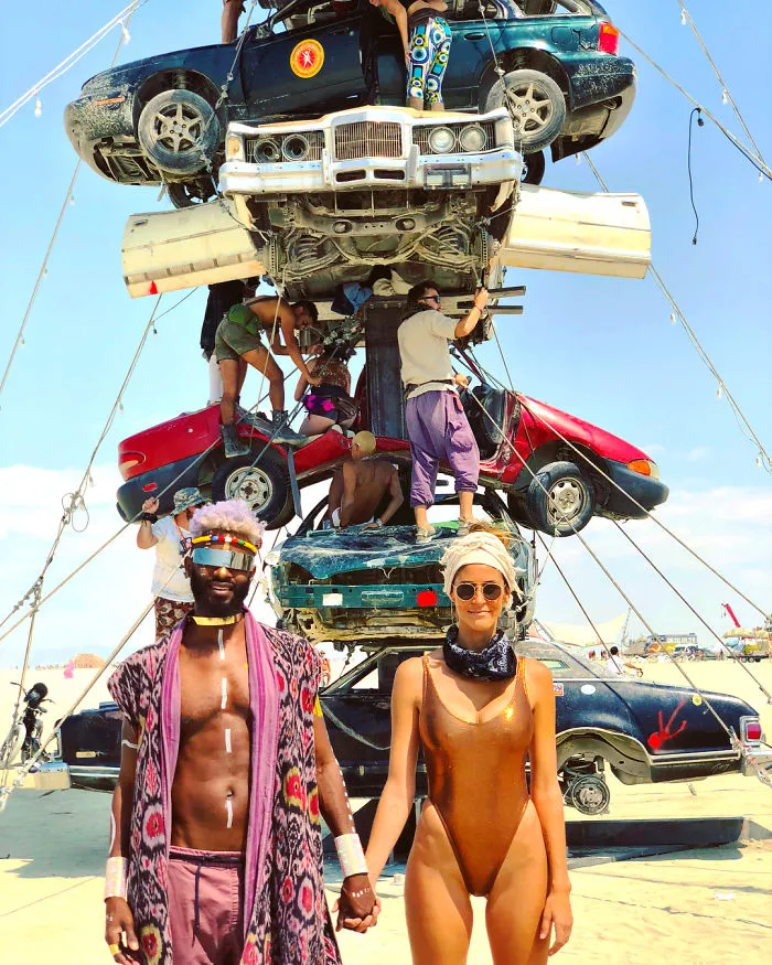 10+ Fotos increíbles que muestran la locura que se vivió en el festival Burning Man 2018