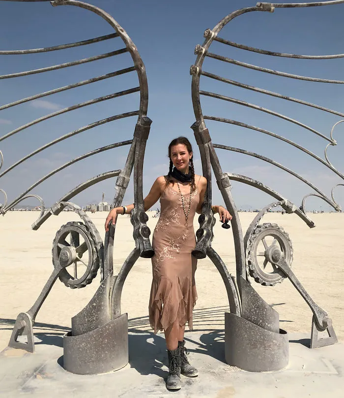110 Epic Photos From Burning Man 2018 That Prove It’s The Craziest Festival In The World