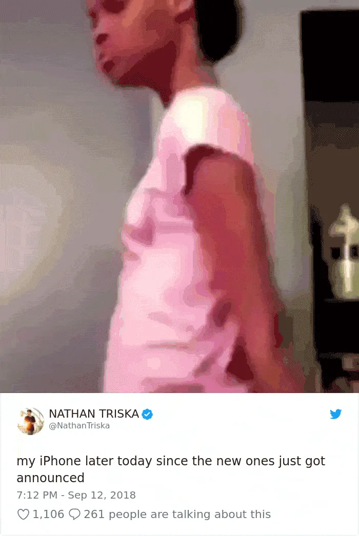 Apple Reveals Its Newest iPhone, The Internet Reacts With 62 Hilarious Memes