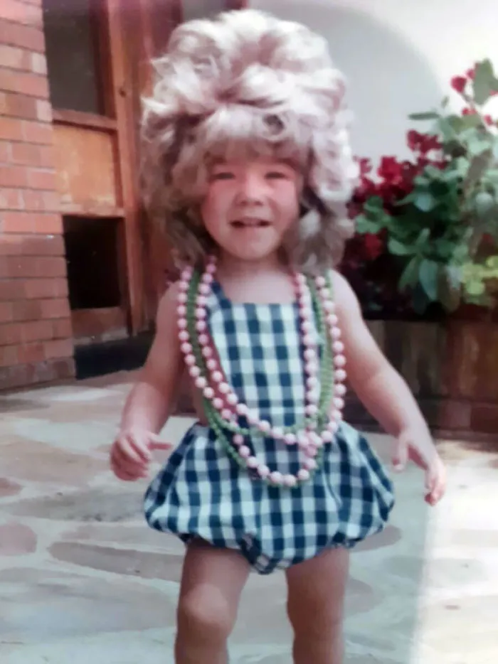 Soy un hombre de 42 años y me crié con mis primas... esto es lo que solían hacerme
