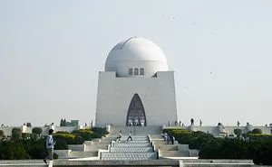 Must Visit Amazing  Places In Karachi