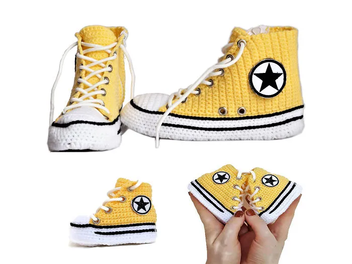 Matching Mommy And Daughter Shoes Outfits, Mother And Babies Matching Converse Crochet Slippers, Matching Father And Son Knitting Sneakers
