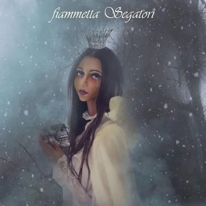 Sad White Snoow