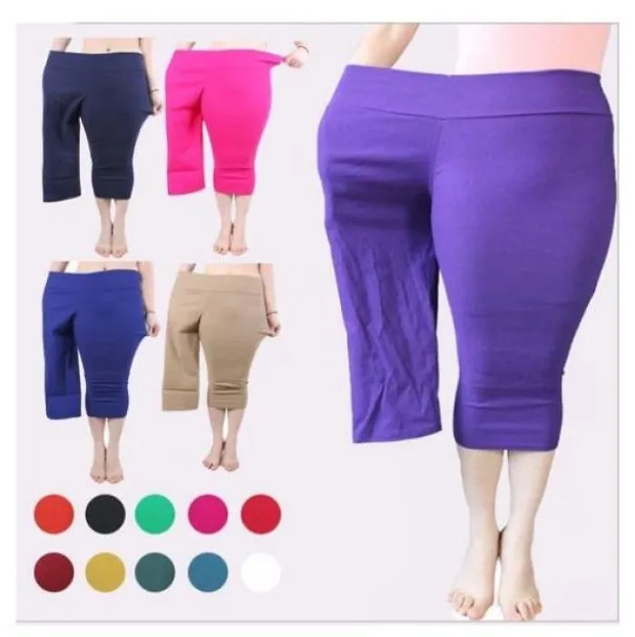 Anunciar leggings de talla grande con una modelo pequeña en una sola pierna...