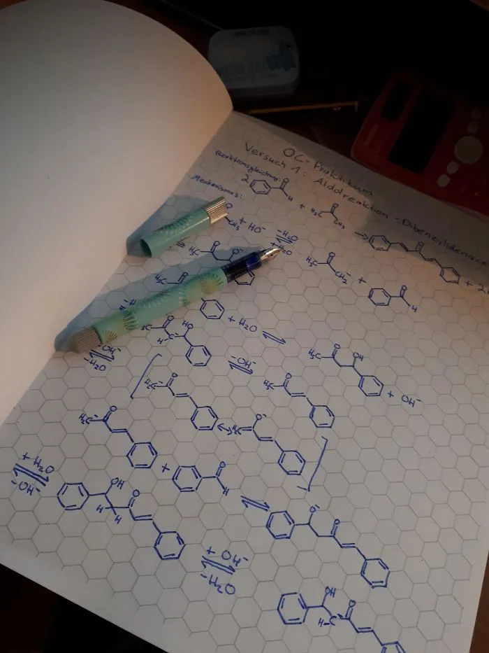 Papel con hexágonos para química orgánica