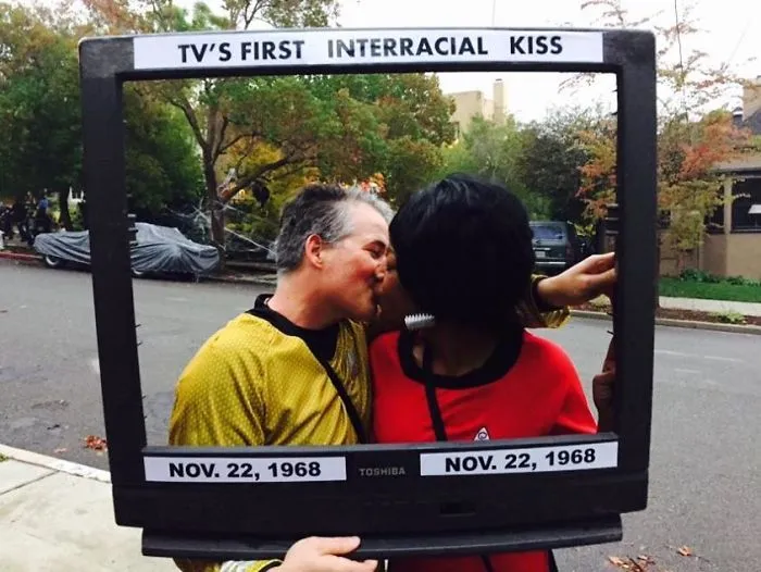 "TV's First Interracial Kiss" Start Trek