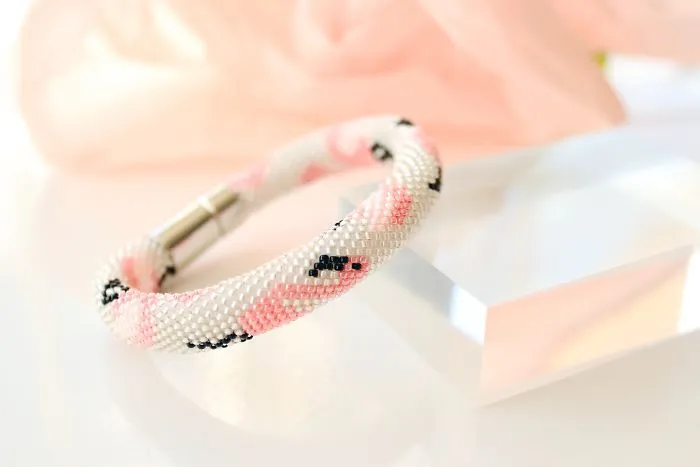 I Create Wearable Bead Crochet Art