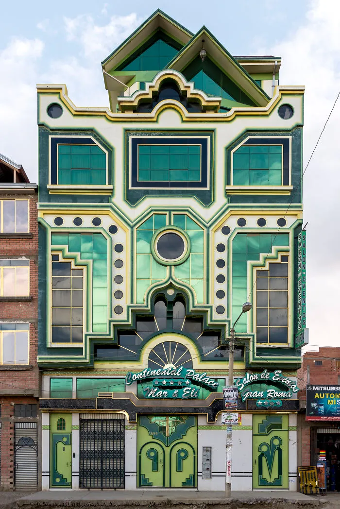 22 Fotos de los edificios de El Alto en Bolivia, para descubrir su estilo arquitectónico único llamado "cholet"