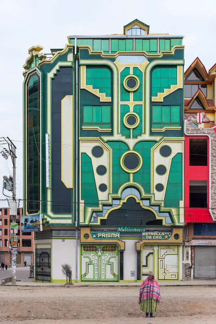 22 Fotos de los edificios de El Alto en Bolivia, para descubrir su estilo arquitectónico único llamado "cholet"