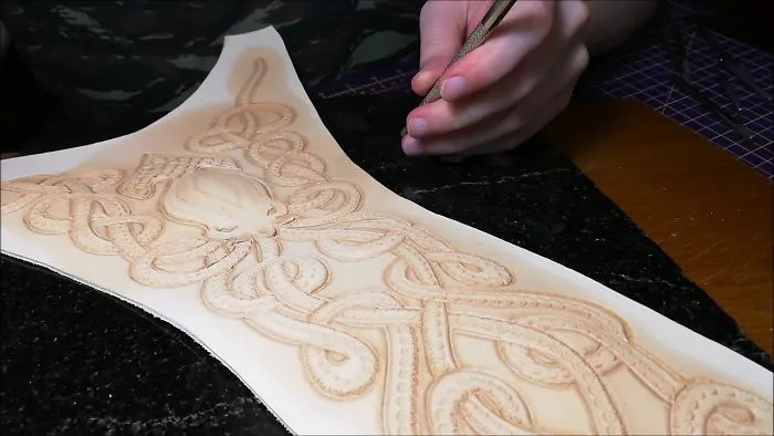 I Was Browsing Through Time Lapse Videos And Found This. The Dude's Patience And Craftsmanship Are Insane!