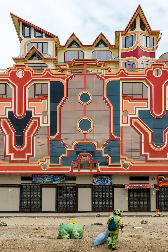 22 Fotos de los edificios de El Alto en Bolivia, para descubrir su estilo arquitectónico único llamado "cholet"