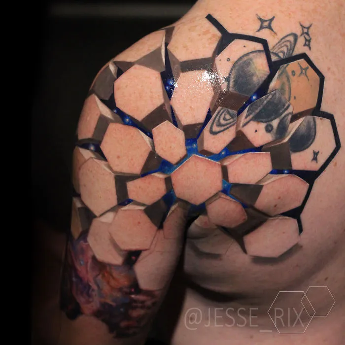 Artist Creates Amazing 3D Tattoos That Will Make You Look Twice