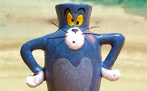 Japanese Artist Turns Tom's Most Unfortunate Moments Into Sculptures, And The Result Is Hilarious