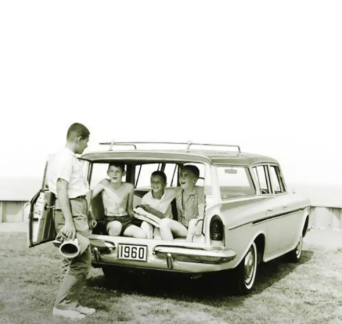 23 Photos From The 60s Prove That Station Wagons Were The Coolest Cars Ever