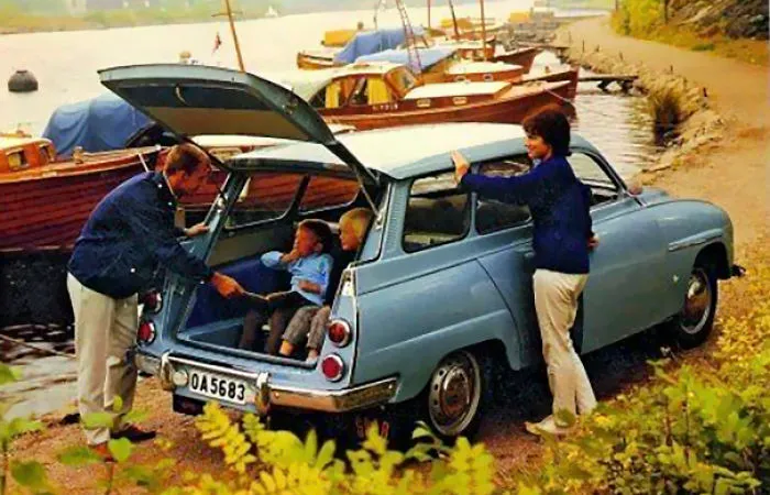 23 Photos From The 60s Prove That Station Wagons Were The Coolest Cars Ever