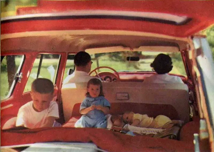 23 Photos From The 60s Prove That Station Wagons Were The Coolest Cars Ever