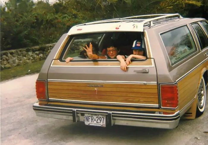 23 Photos From The 60s Prove That Station Wagons Were The Coolest Cars Ever