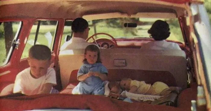 23 Photos From The 60s Prove That Station Wagons Were The Coolest Cars Ever