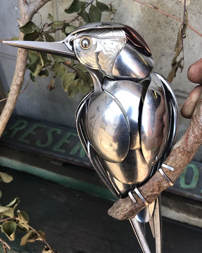 Artist Shapes Old Cutlery Into Magnificent Metal Sculptures Of Animals