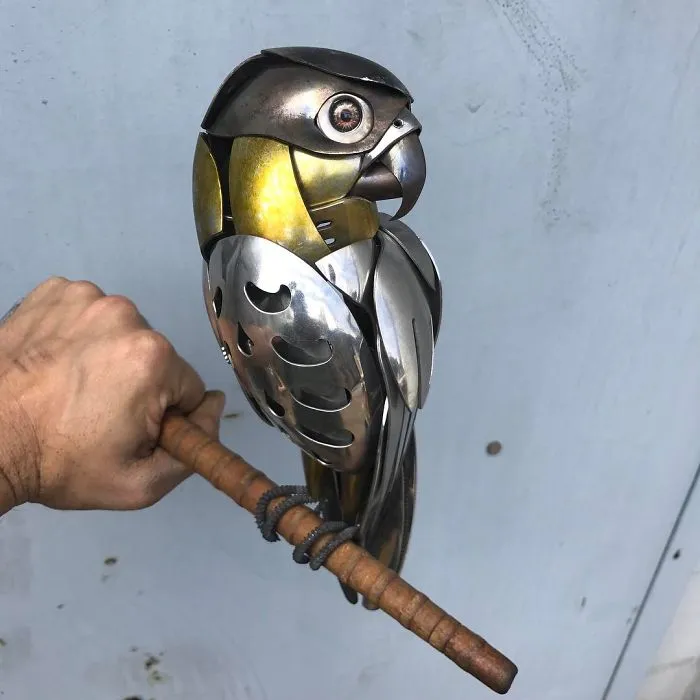 Artist Shapes Old Cutlery Into Magnificent Metal Sculptures Of Animals