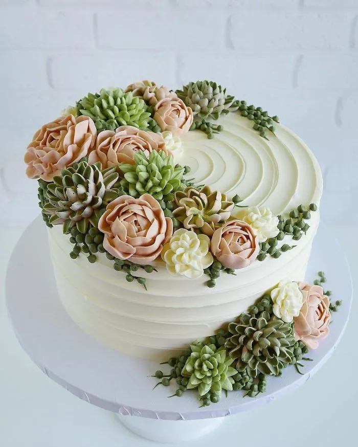 This Artist Creates Stunning Cakes You Would Rather Put On Your Windowsill Than In The Fridge
