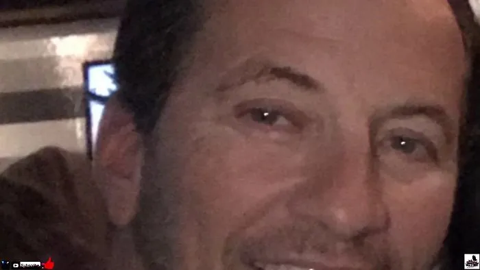 This Explorer Claims He’s Found An Alien Spaceship Hidden Beneath The Waves Of The Bermuda Triangle