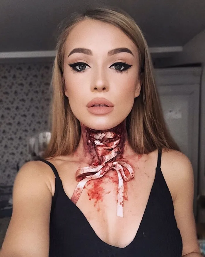 One Year Ago I Discovered My True Passion Was Makeup, Here're 44 Of My Halloween Looks (NSFW)