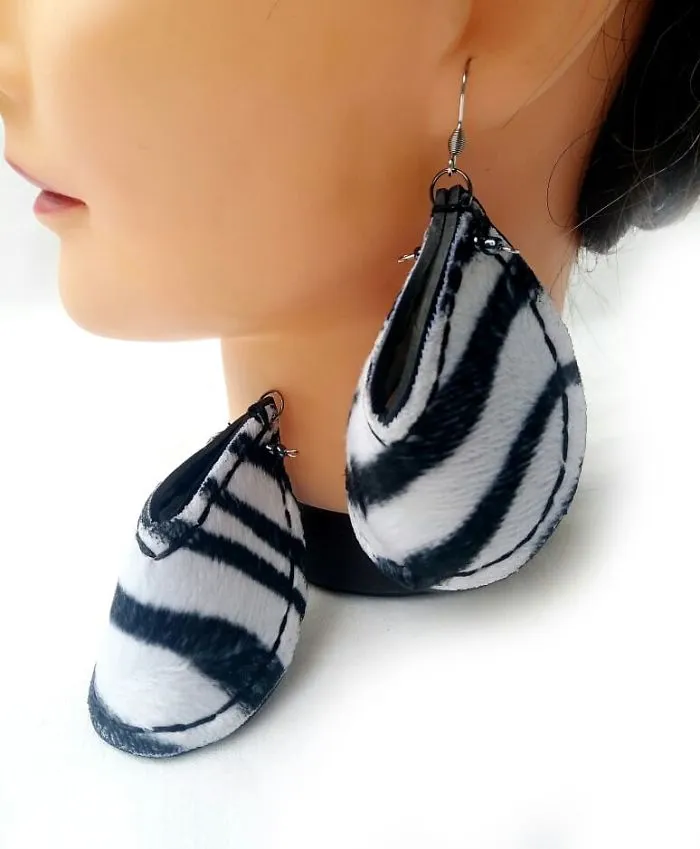 I Design And Create Minimal And Innovative Accessories Out Of Upcycled Inner Tubes