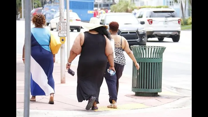 Young Girls Snapped This Obese Woman In Walmart, But Years Later She Shared Her Side Of The Story